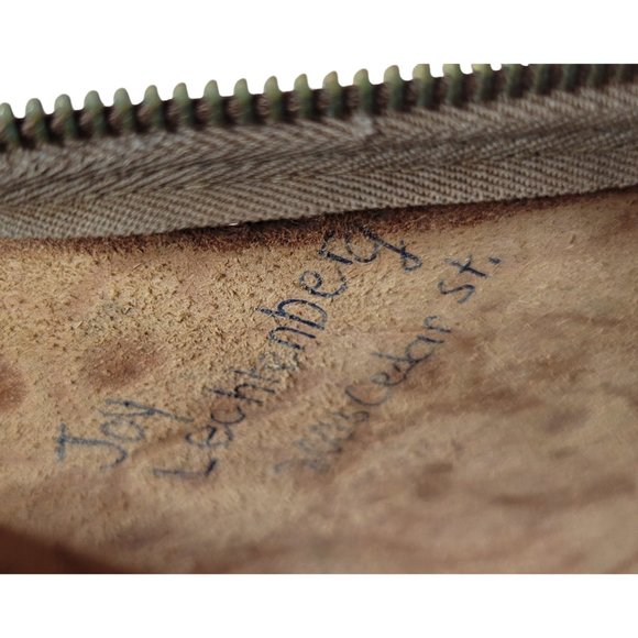 Vintage 1960s Hand Tooled Leather Western Wristlet Clutch Handbag Zip Closure - Picture 9 of 10